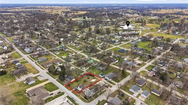 $210,000 | 723 West Prospect Street, Cameron, MO 64429