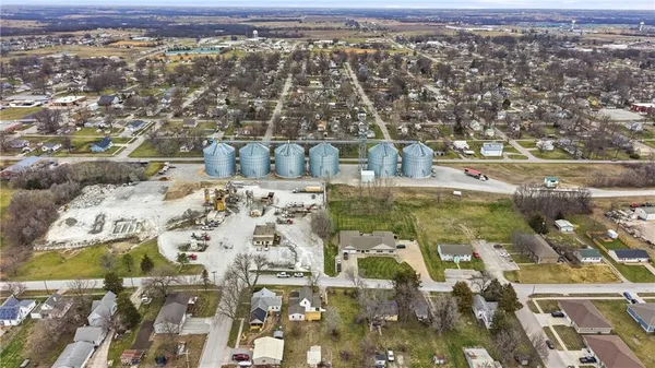 $210,000 | 723 West Prospect Street, Cameron, MO 64429