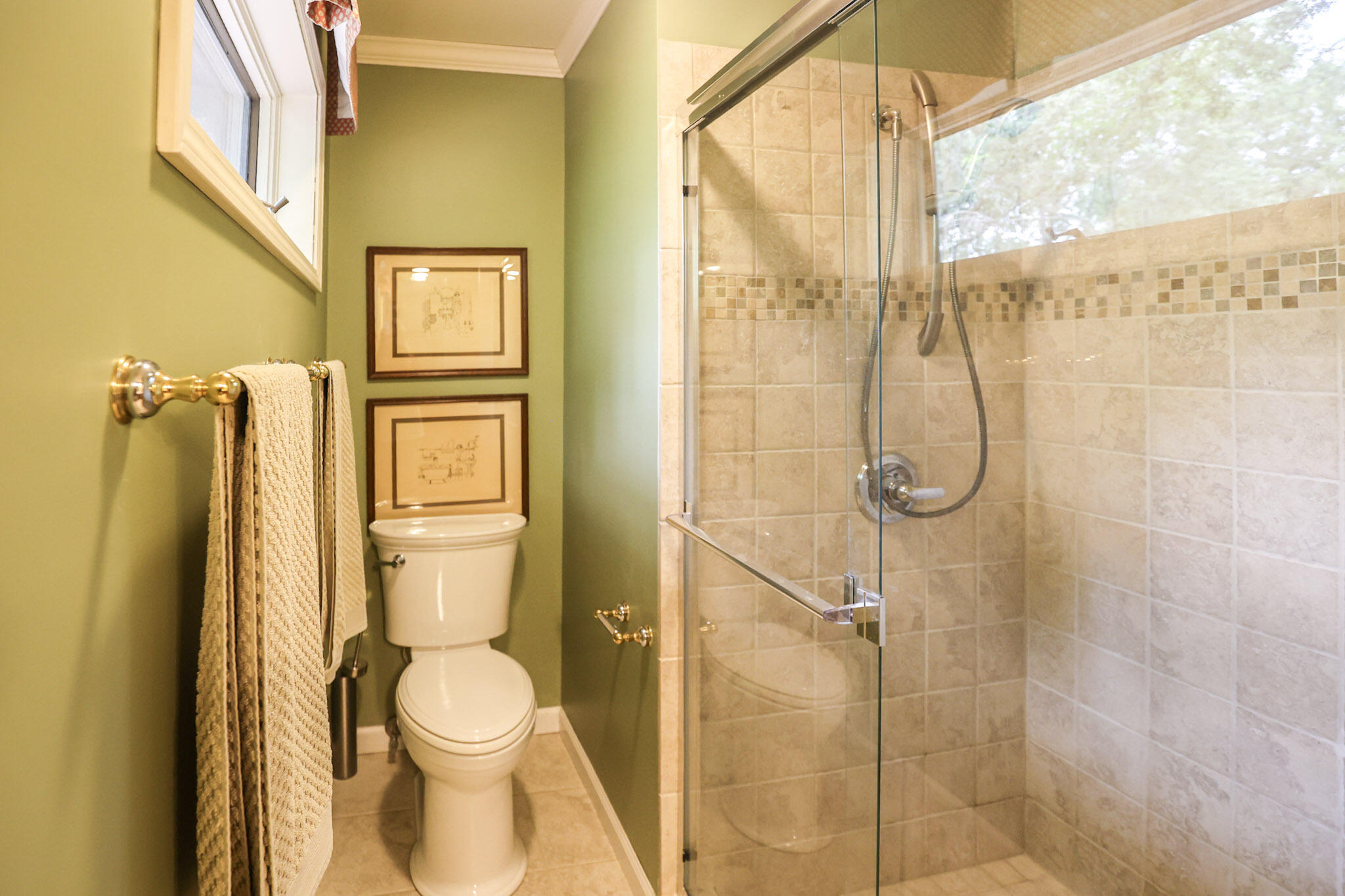116 Delaware Road Gilbertsville, KY 42044 - Photo 27 of 47 Primary Bathroom