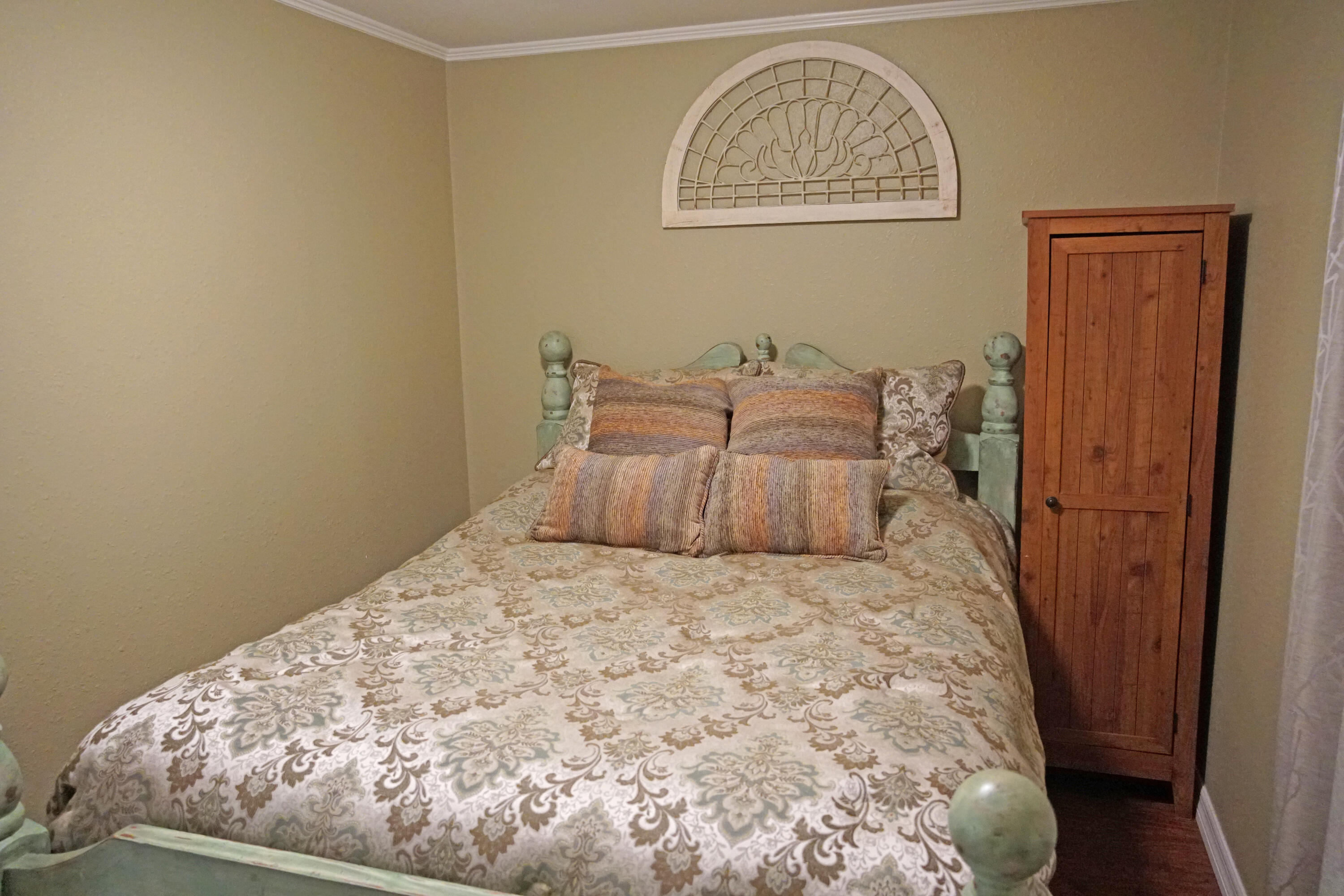 7133 Cameron Road Cameron, SC 29030 - Photo 17 of 31 Hallway