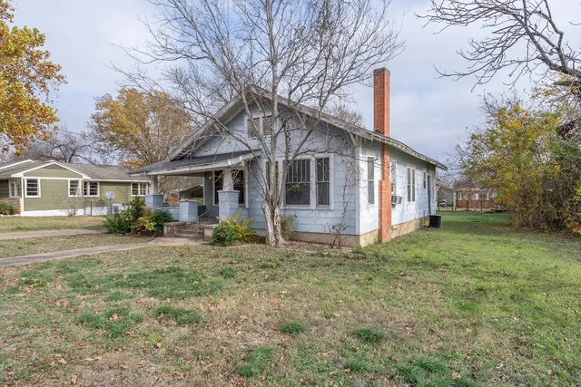 $495,000 | 1621 South College Street, Georgetown, TX 78626