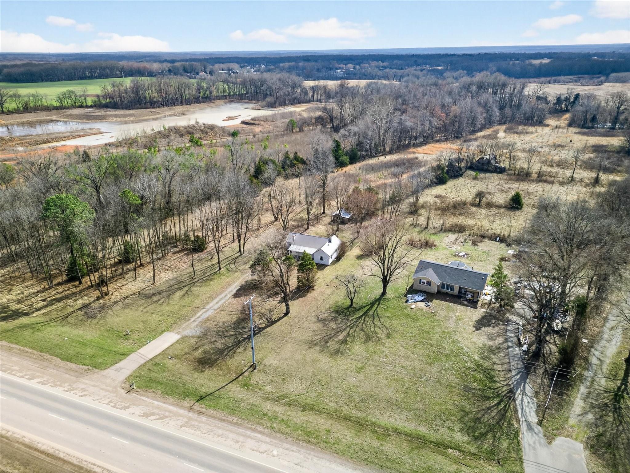 3236 Dover Road Woodlawn, TN 37191 - Photo 32 of 38 a view of a city