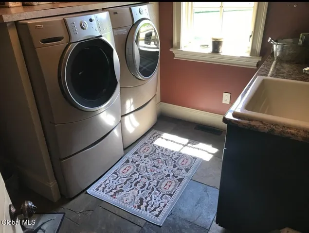 $44,000 | 106 Greenfield Avenue, Saratoga Springs, NY 12866