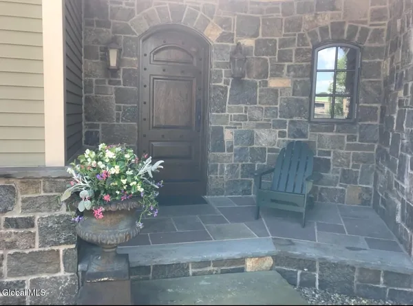 $44,000 | 106 Greenfield Avenue, Saratoga Springs, NY 12866