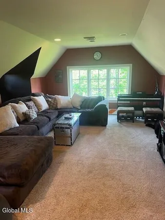 $44,000 | 106 Greenfield Avenue, Saratoga Springs, NY 12866