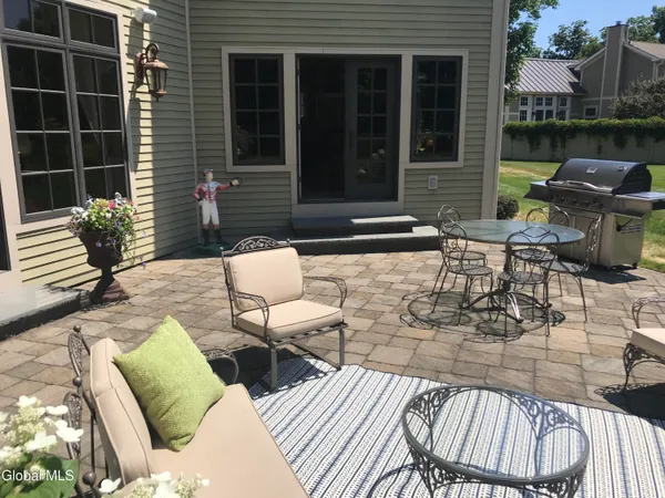$44,000 | 106 Greenfield Avenue, Saratoga Springs, NY 12866