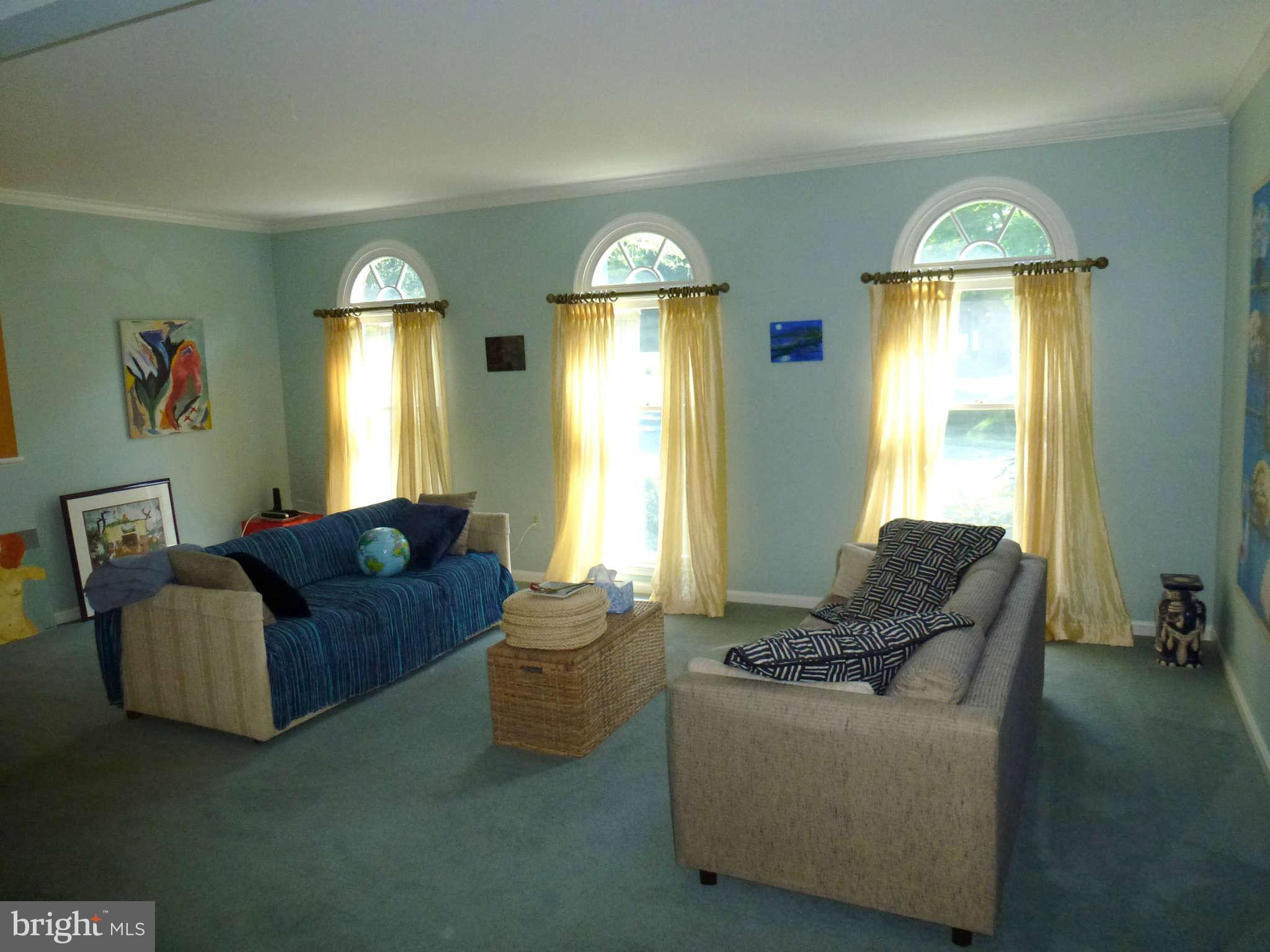 2016 Merrifields Drive Silver Spring, MD 20906 - Photo 14 of 30 Living Room