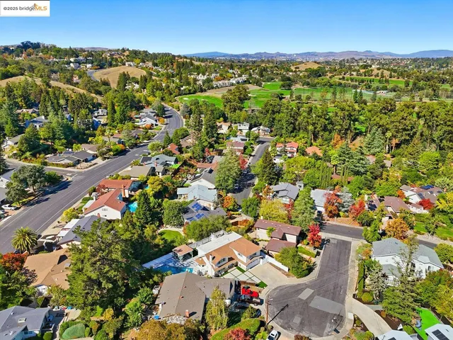 $1,950,000 | 8 Skander Court, Pleasant Hill, CA 94523