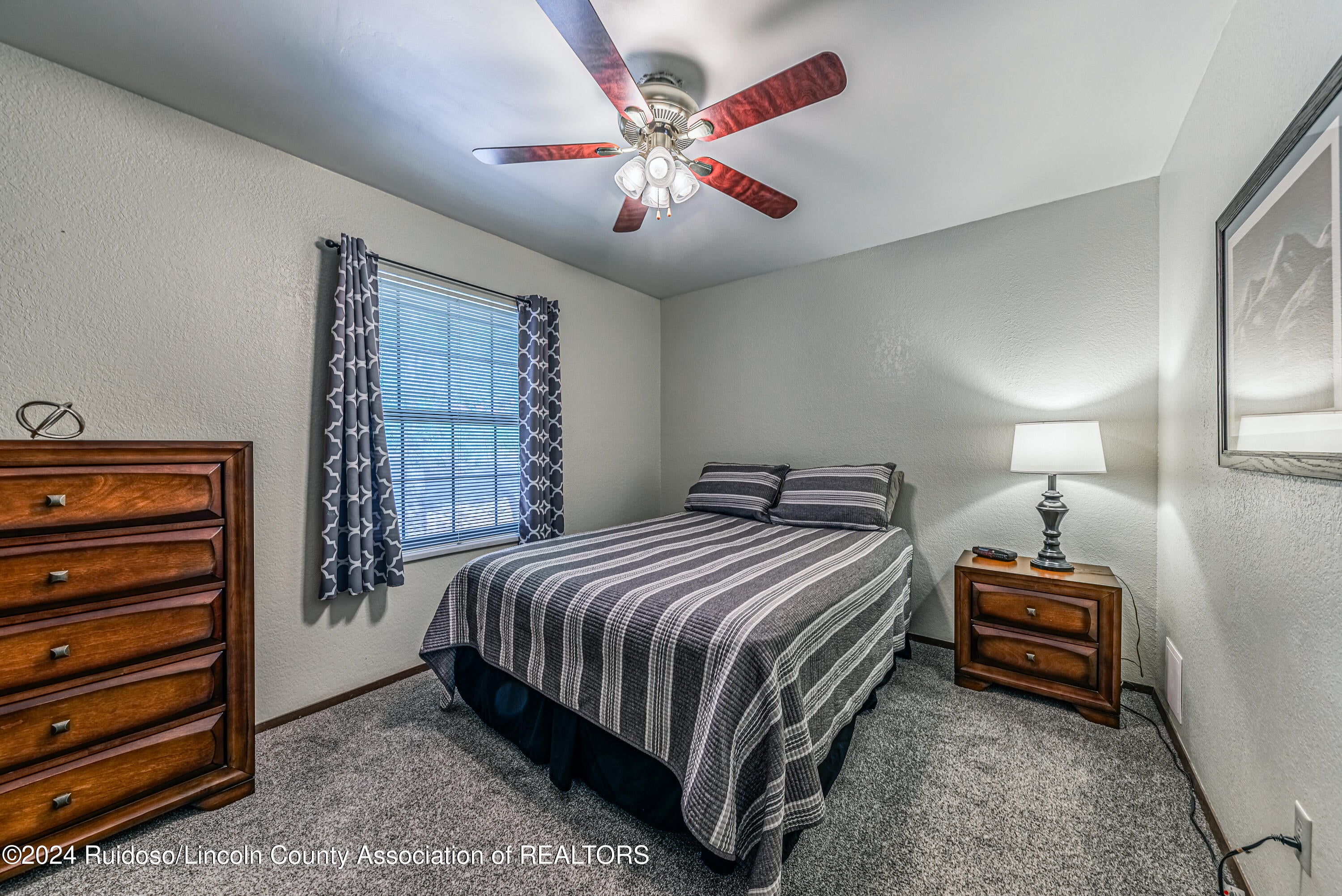 120 Lower Terrace Drive, Unit 15 Ruidoso, NM 88345 - Photo 22 of 42 120 Lower Terrace New-22