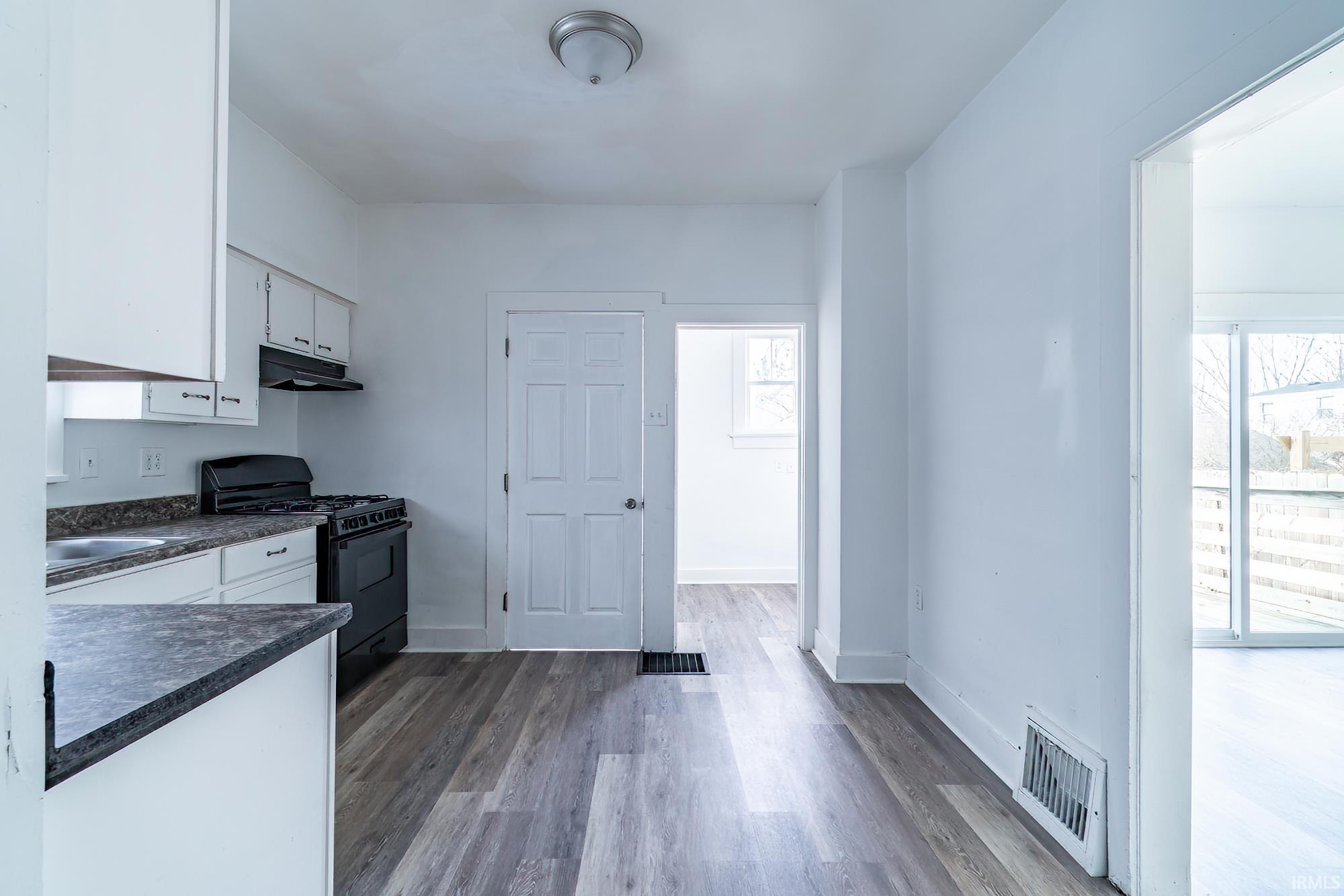 3314 Webster Street Fort Wayne, IN 46807 - Photo 18 of 32