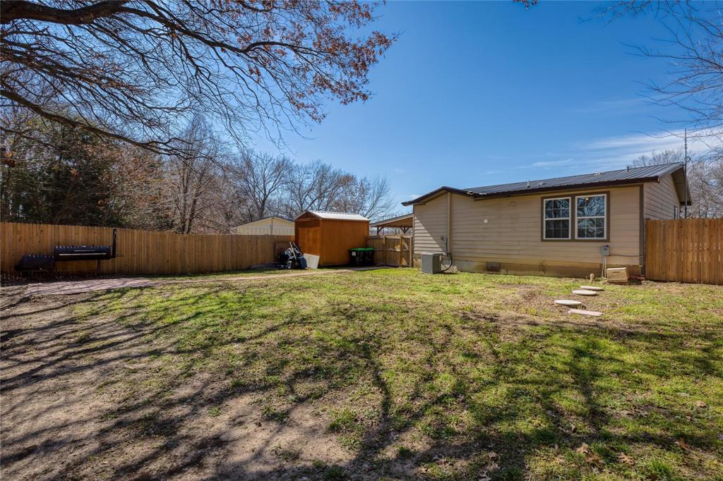 101 Spring Valley Drive Azle, TX 76020 - Photo 20 of 22