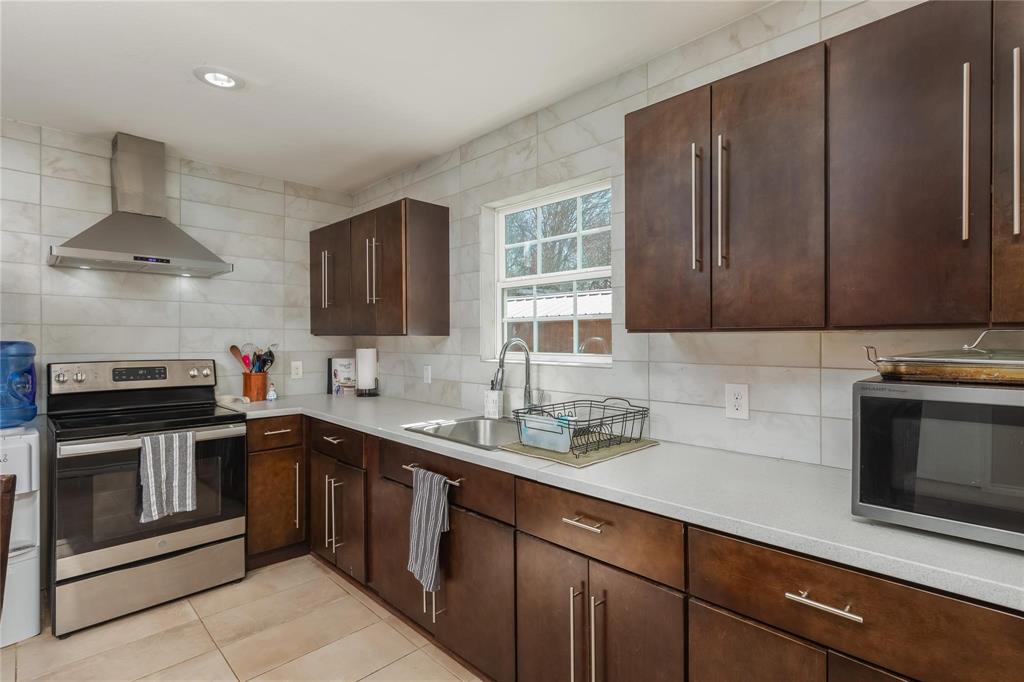 101 Spring Valley Drive Azle, TX 76020 - Photo 9 of 22