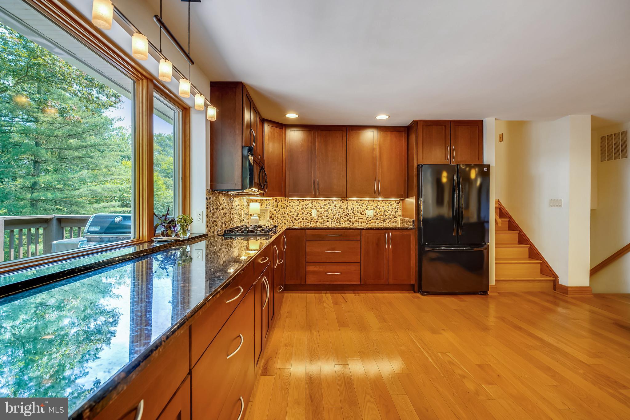 4832 Pleasant Grove Road Reisterstown, MD 21136 - Photo 14 of 102 Is 20 Feet of Counter top Enough?