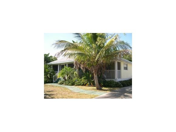 380 Richards Road Melbourne Beach, FL 32951 - Photo 1 of 12 Primary Photo