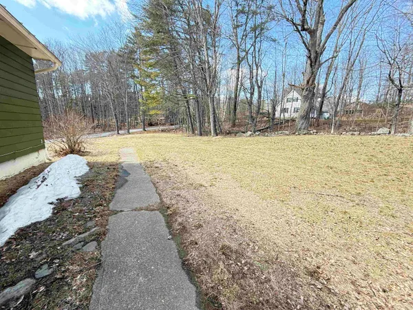 $285,000 | 11 Juniper Hill Road, Springfield, VT 05156