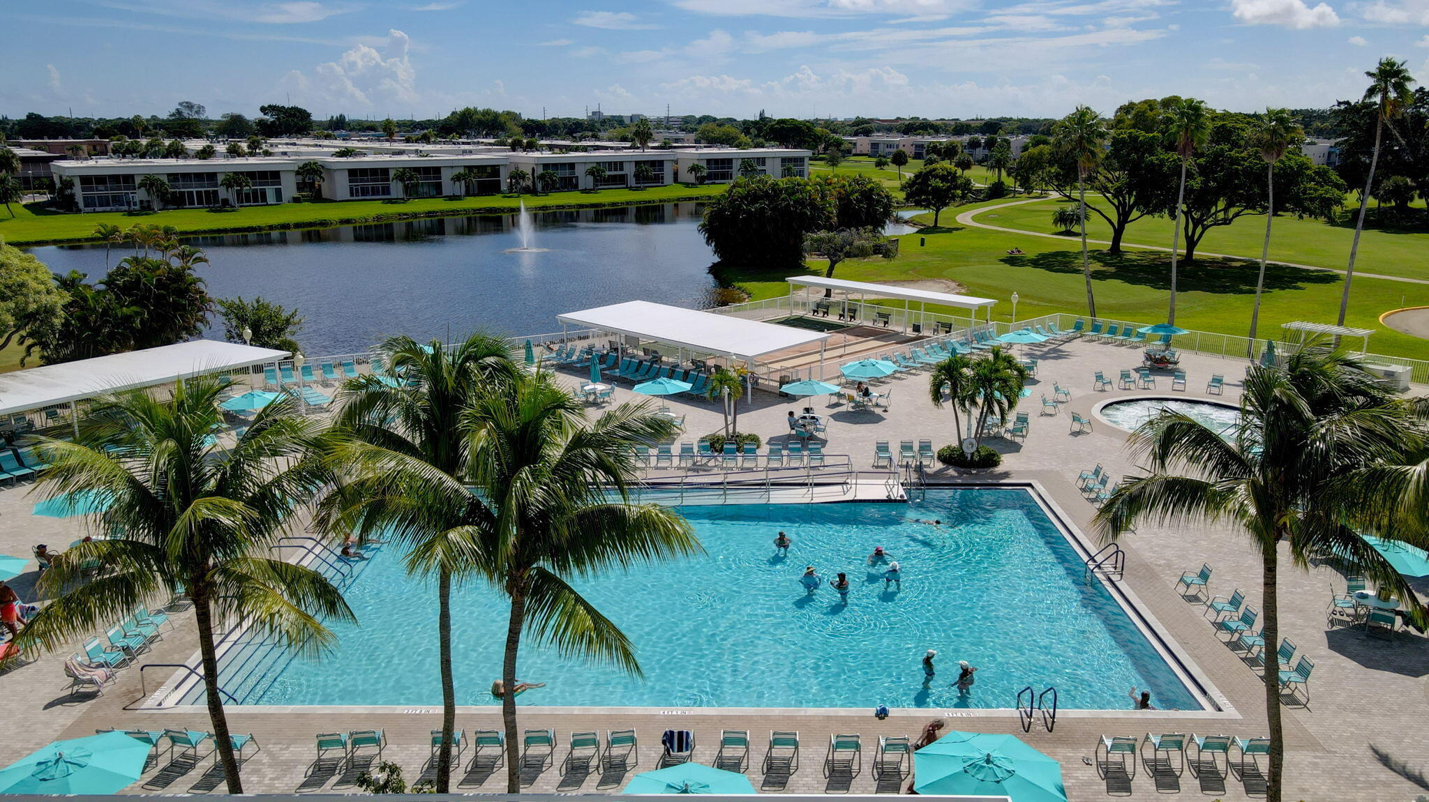 152 Tuscany Lane, Unit C Delray Beach, FL 33446 - Photo 37 of 40 a view of a city and lake view