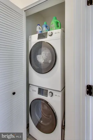 $3,500 | 1011 18th Street Northeast, Unit 8, Washington, DC 20002