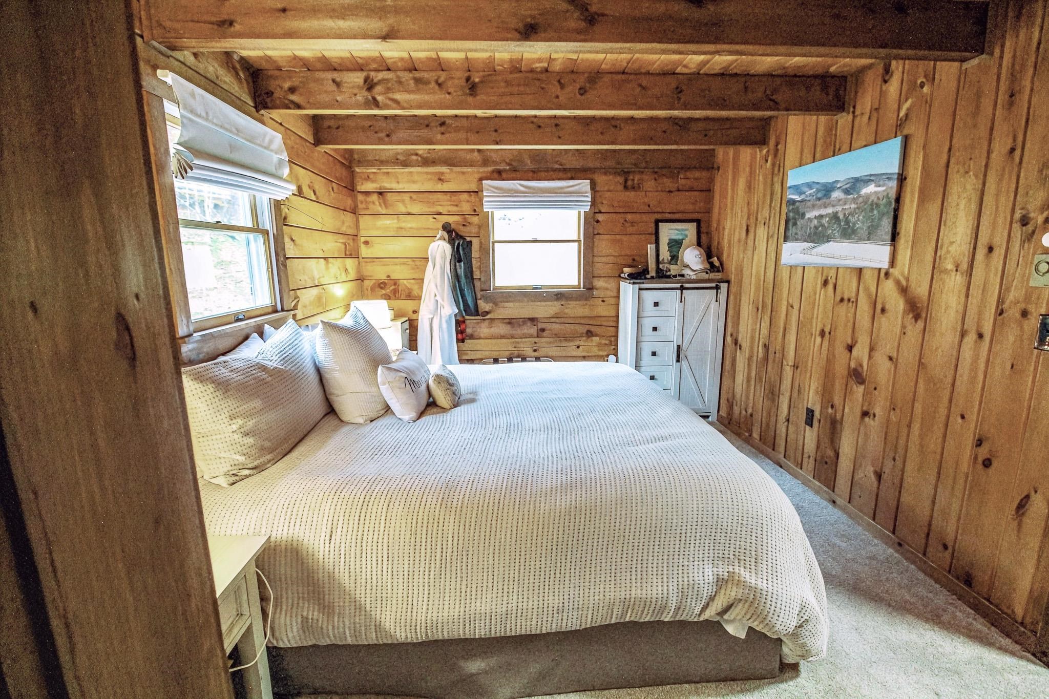 219 Wildlife Road Hartford, VT 05001 - Photo 11 of 36