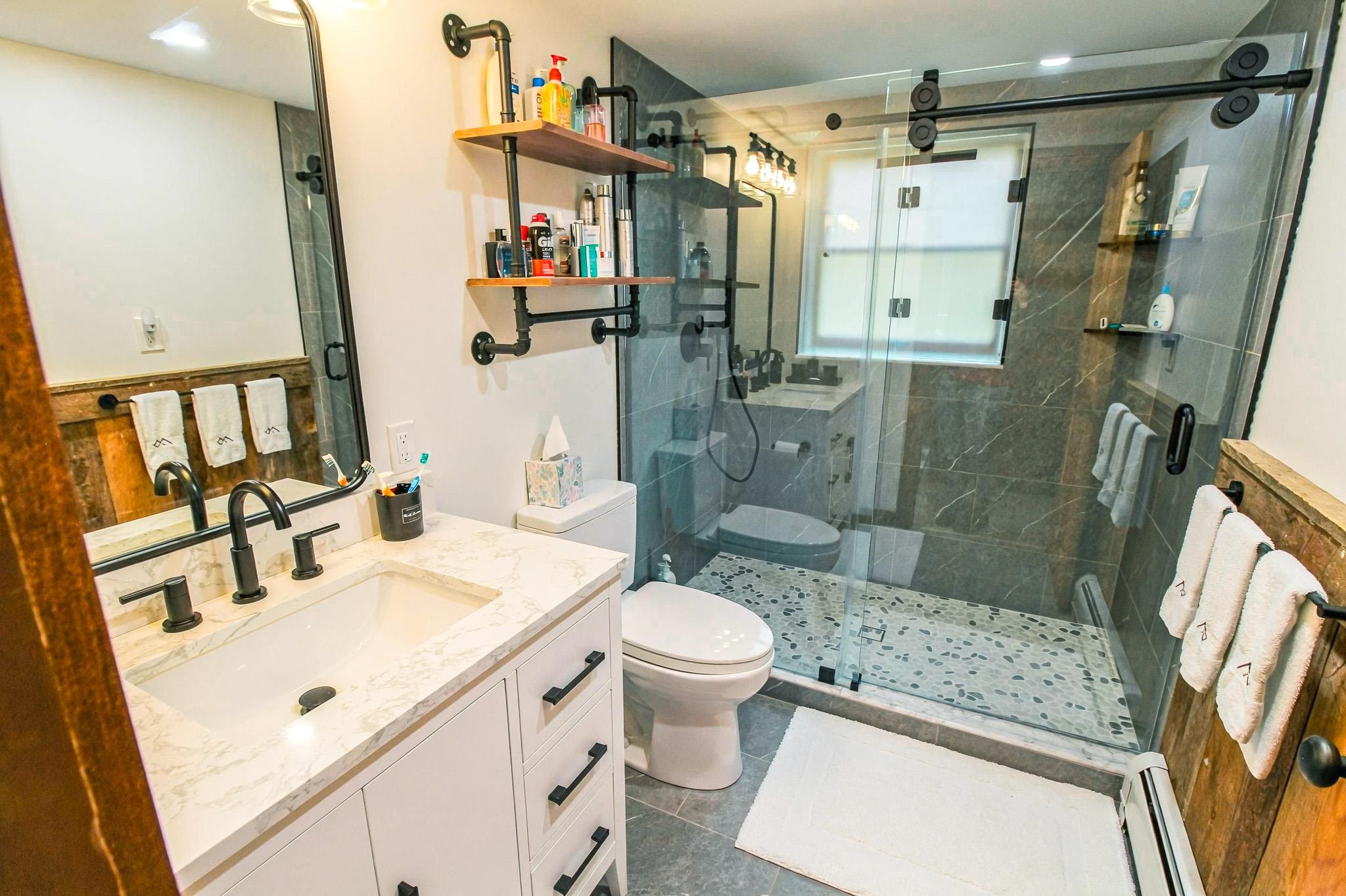 219 Wildlife Road Hartford, VT 05001 - Photo 12 of 36