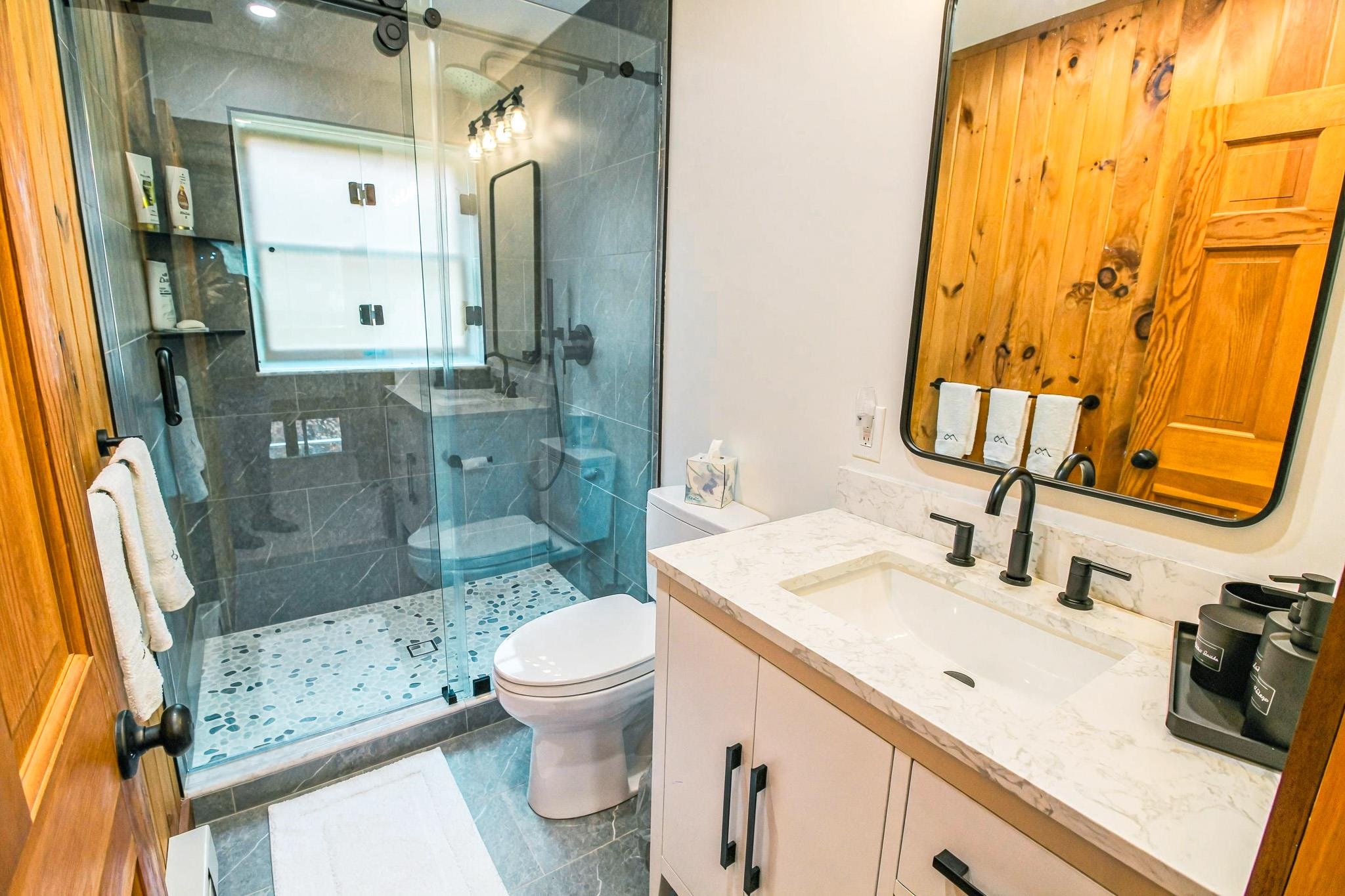 219 Wildlife Road Hartford, VT 05001 - Photo 15 of 36