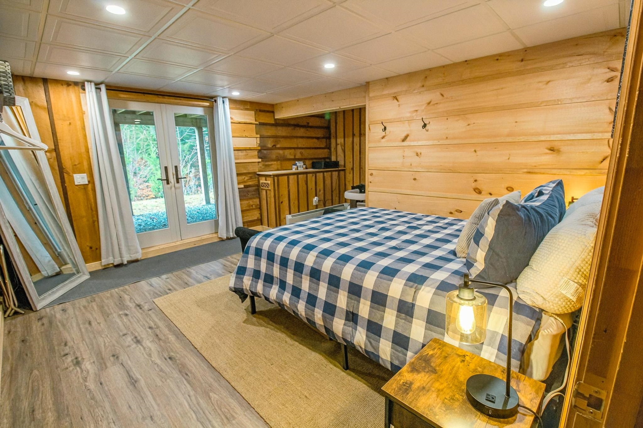 219 Wildlife Road Hartford, VT 05001 - Photo 17 of 36