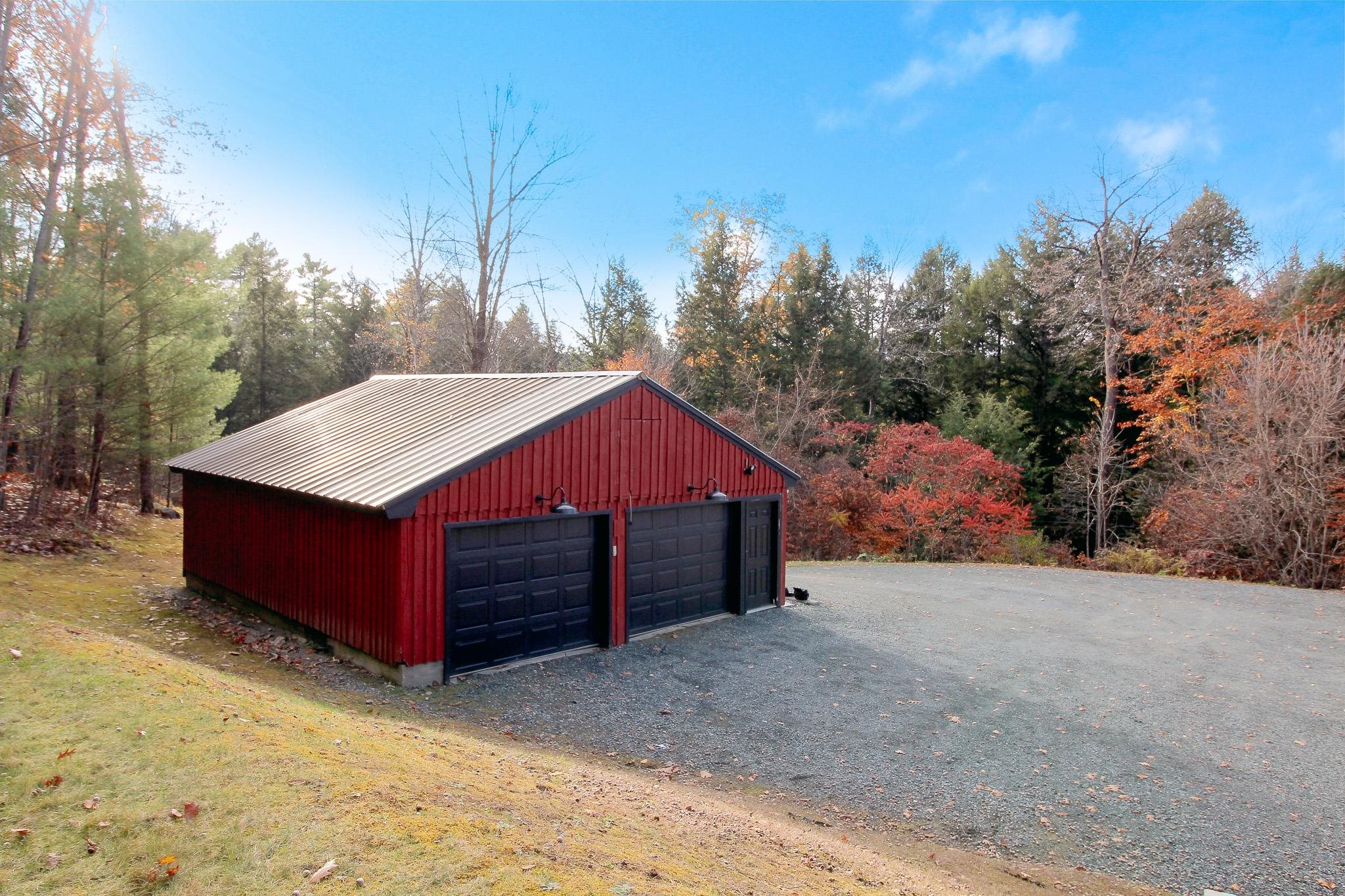 219 Wildlife Road Hartford, VT 05001 - Photo 24 of 36
