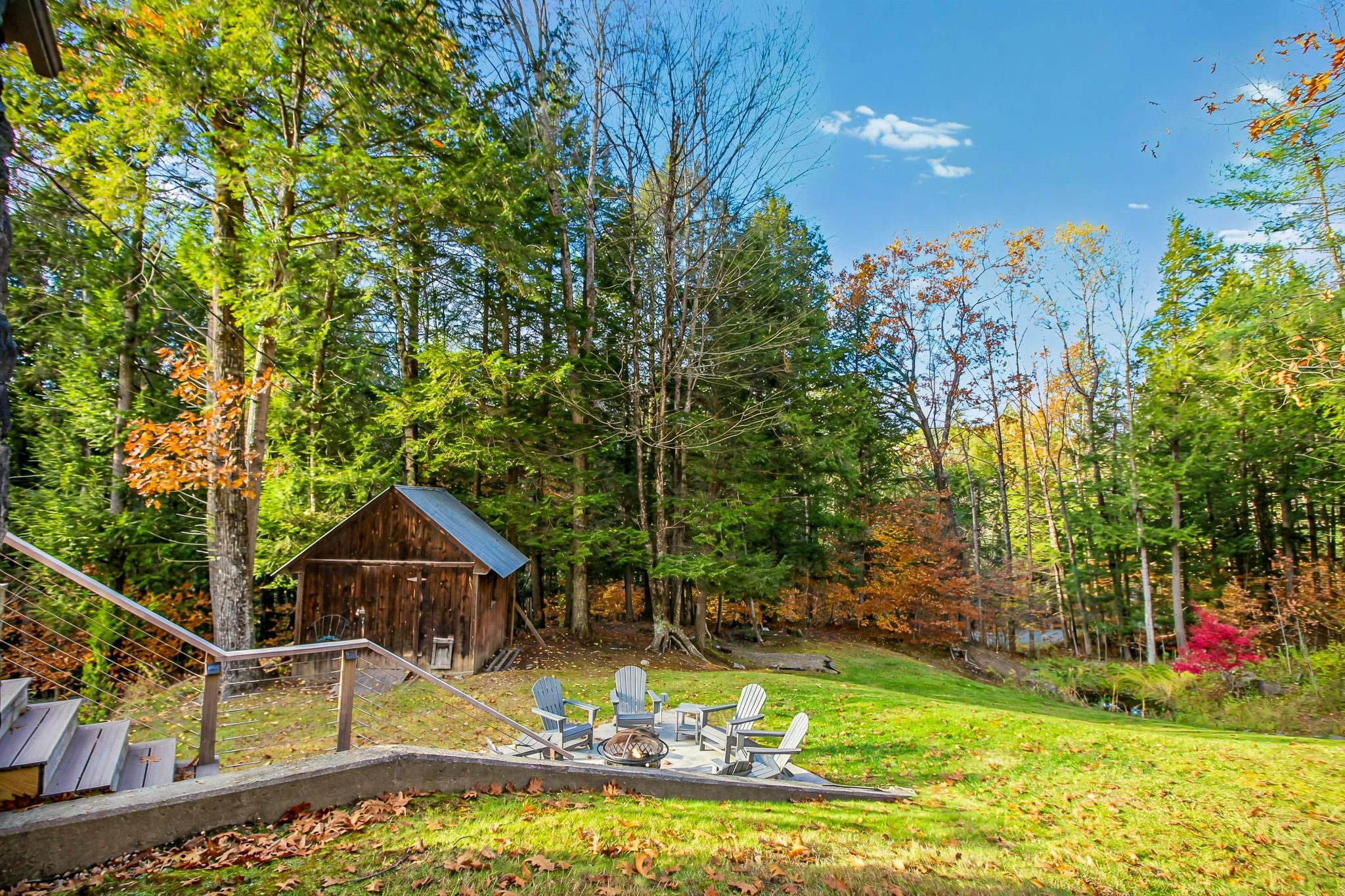 219 Wildlife Road Hartford, VT 05001 - Photo 27 of 36