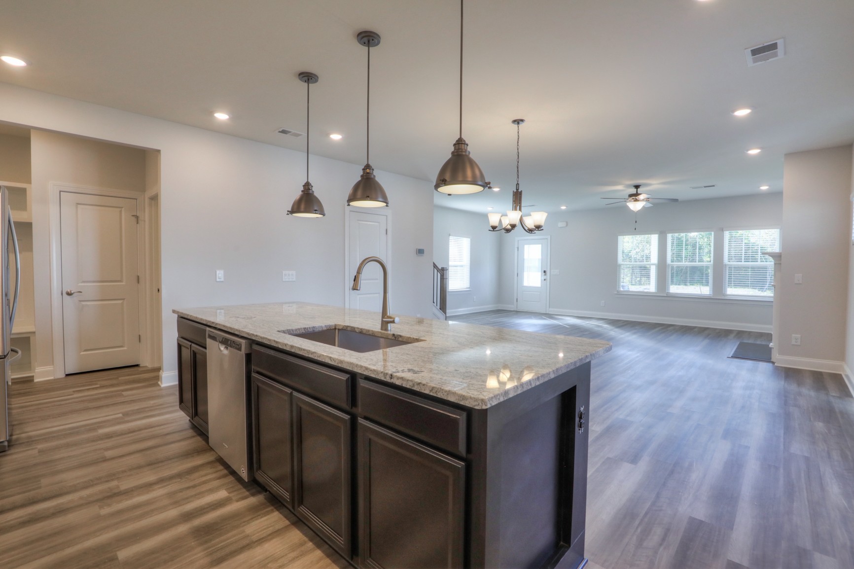 3277 Longstalk Road Antioch, TN 37013 - Photo 8 of 36 Gallery Image 8