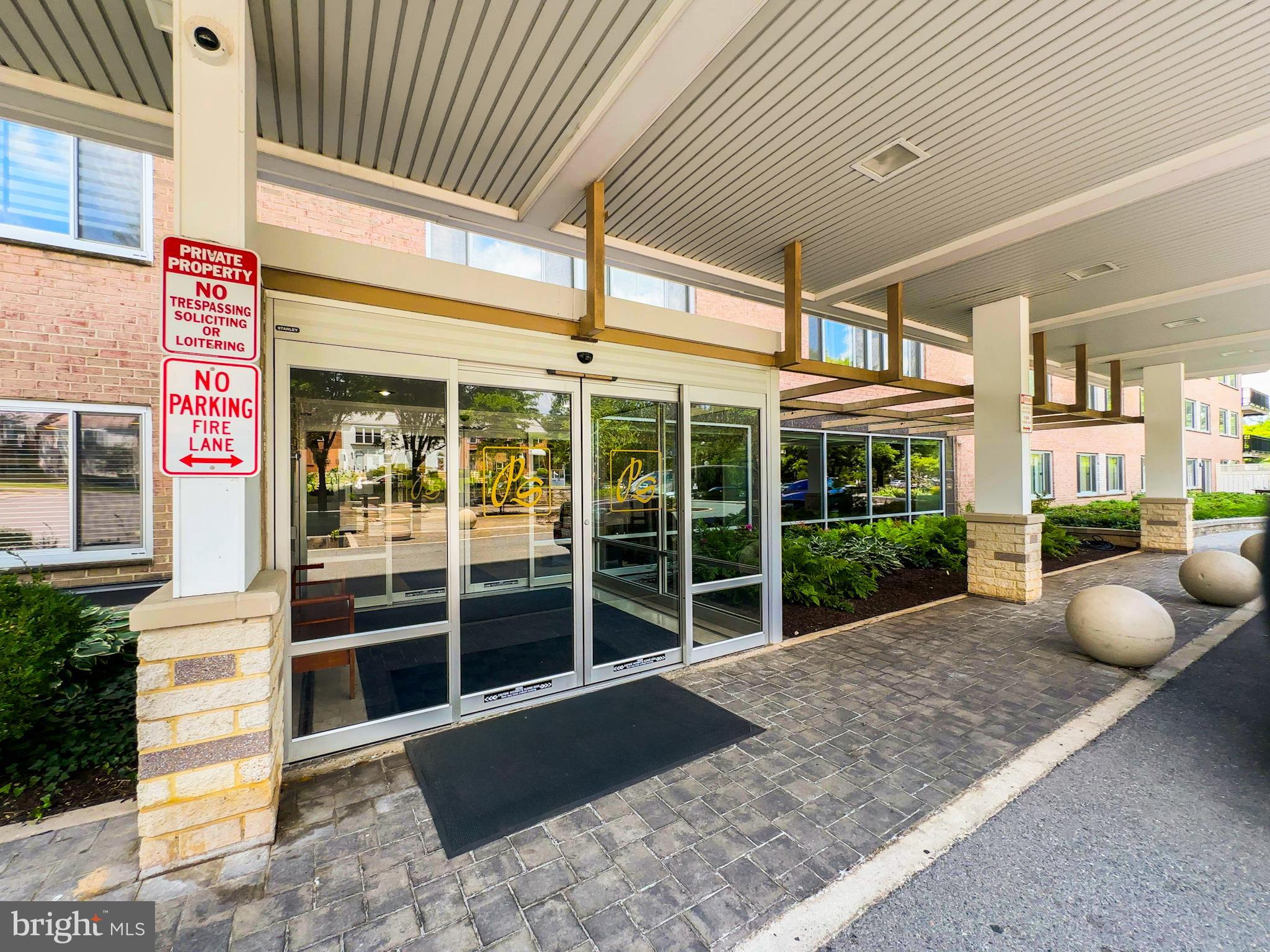 1900 Lyttonsville Road, Unit 1209 Silver Spring, MD 20910 - Photo 20 of 25