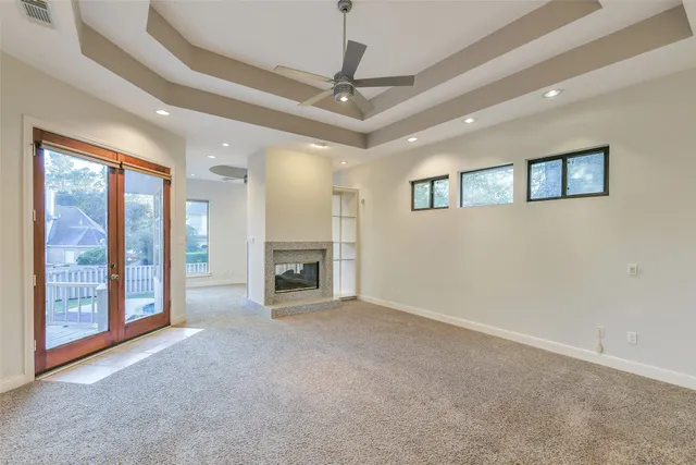 $1,200,000 | 3 Hillside View Place, The Woodlands, TX 77381