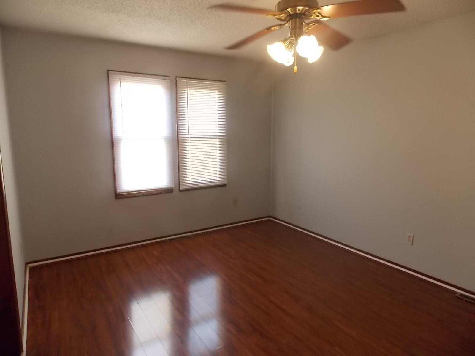 3216 South Walnut Street, Unit 2 Wichita, KS 67217 - Photo 14 of 28