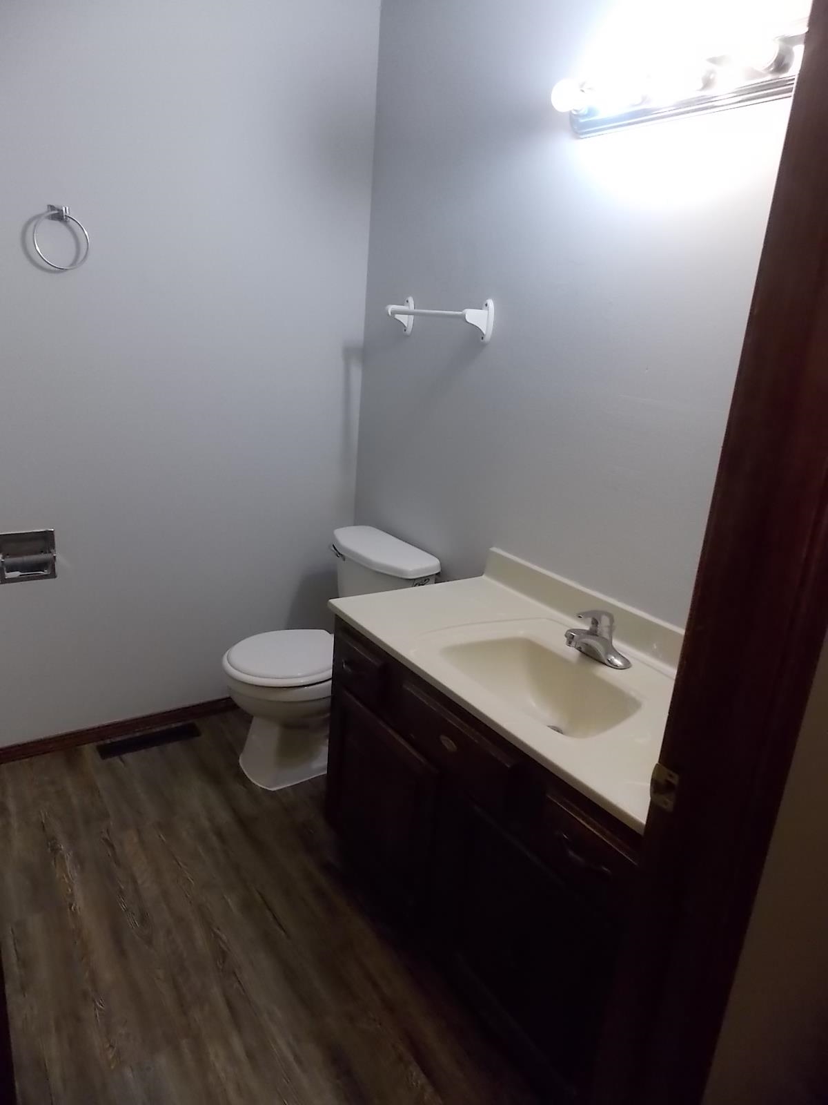 3216 South Walnut Street, Unit 2 Wichita, KS 67217 - Photo 18 of 28