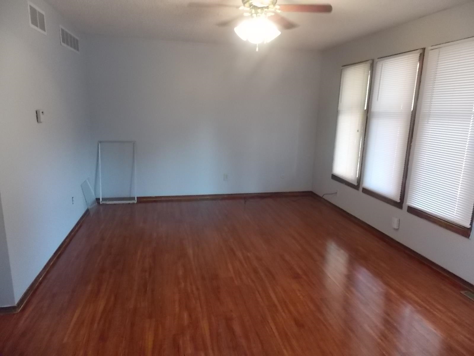 3216 South Walnut Street, Unit 2 Wichita, KS 67217 - Photo 9 of 28