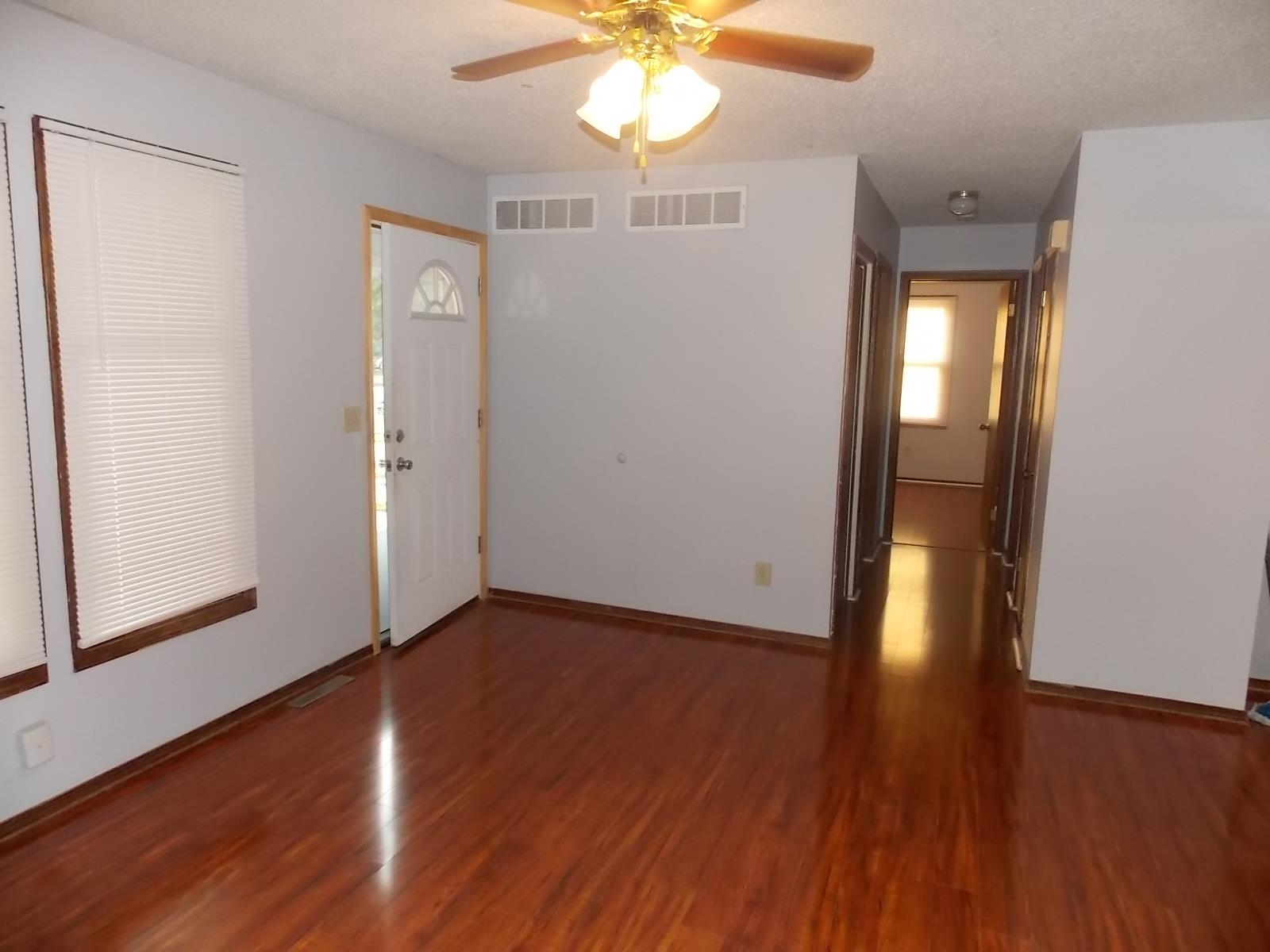 3216 South Walnut Street, Unit 2 Wichita, KS 67217 - Photo 10 of 28