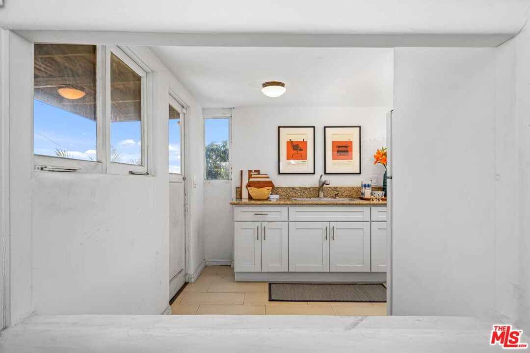 2083 Hanscom Drive South Pasadena, CA 91030 - Photo 14 of 36