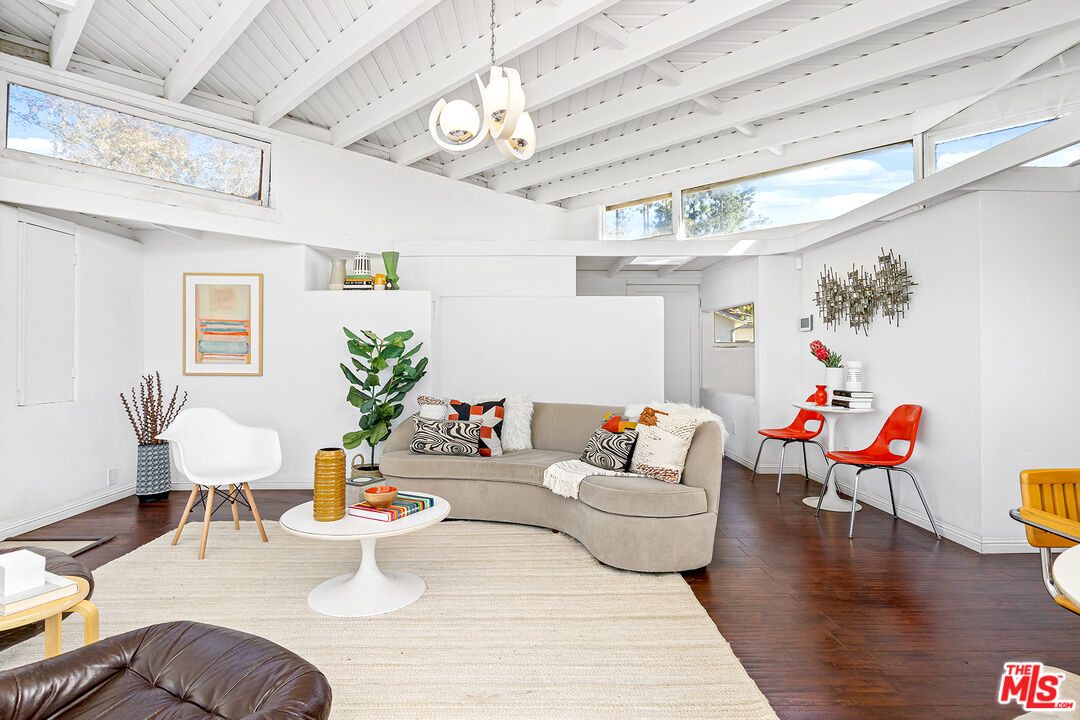 2083 Hanscom Drive South Pasadena, CA 91030 - Photo 2 of 36