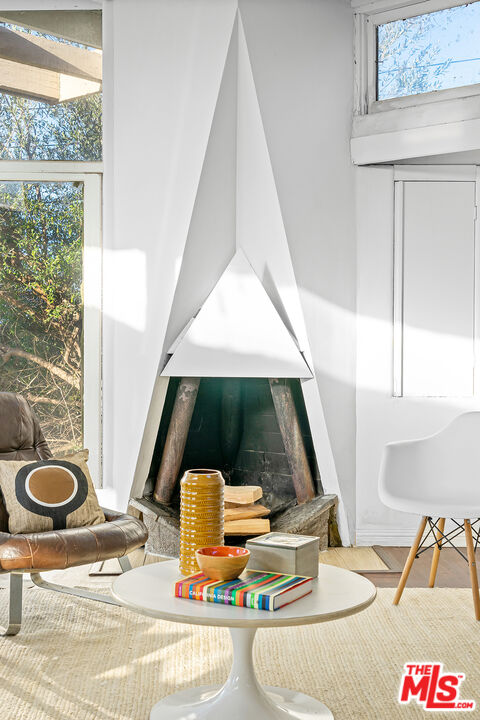 2083 Hanscom Drive South Pasadena, CA 91030 - Photo 5 of 36