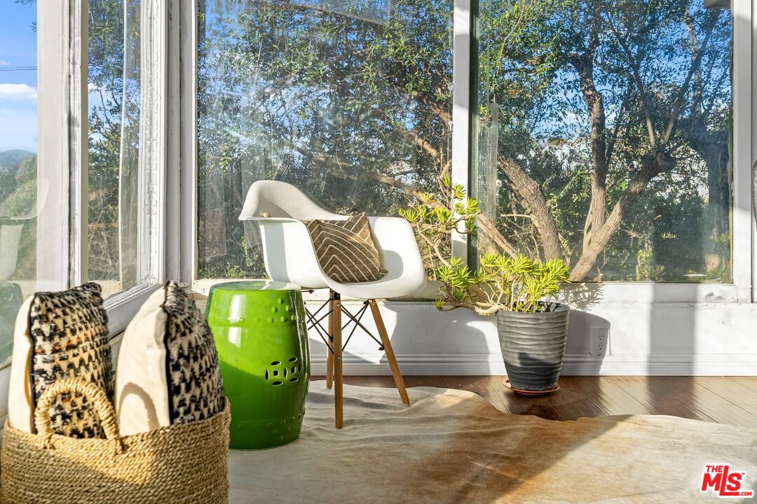 2083 Hanscom Drive South Pasadena, CA 91030 - Photo 10 of 36