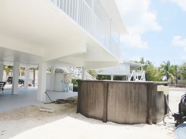 a view of a walk in closet