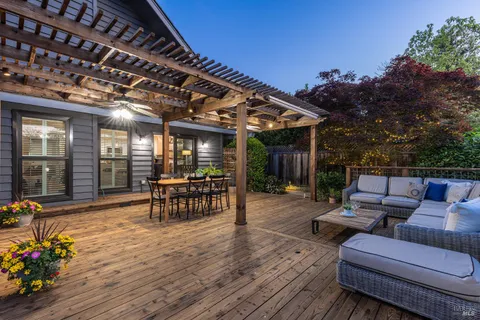 $1,825,000 | 1922 Oak Circle, Yountville, CA 94599