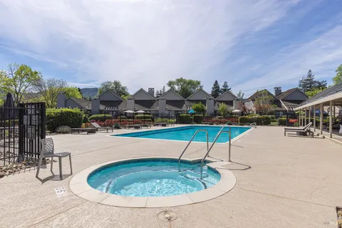 $1,825,000 | 1922 Oak Circle, Yountville, CA 94599