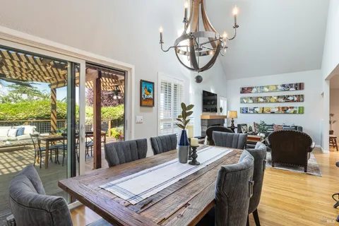 $1,825,000 | 1922 Oak Circle, Yountville, CA 94599