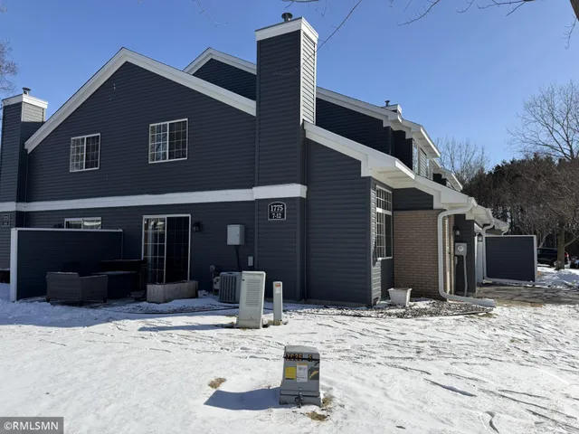 $249,900 | 1775 Donegal Drive, Unit 7, Woodbury, MN 55125