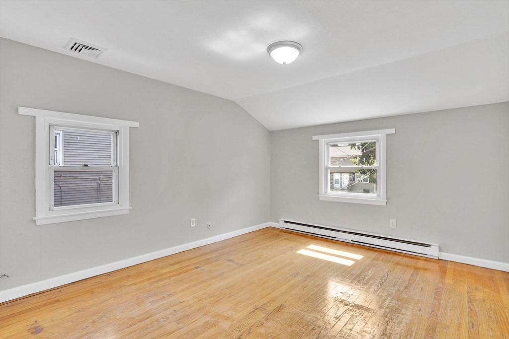 57-59 East Bay Path Terrace Springfield, MA 01109 - Photo 20 of 34