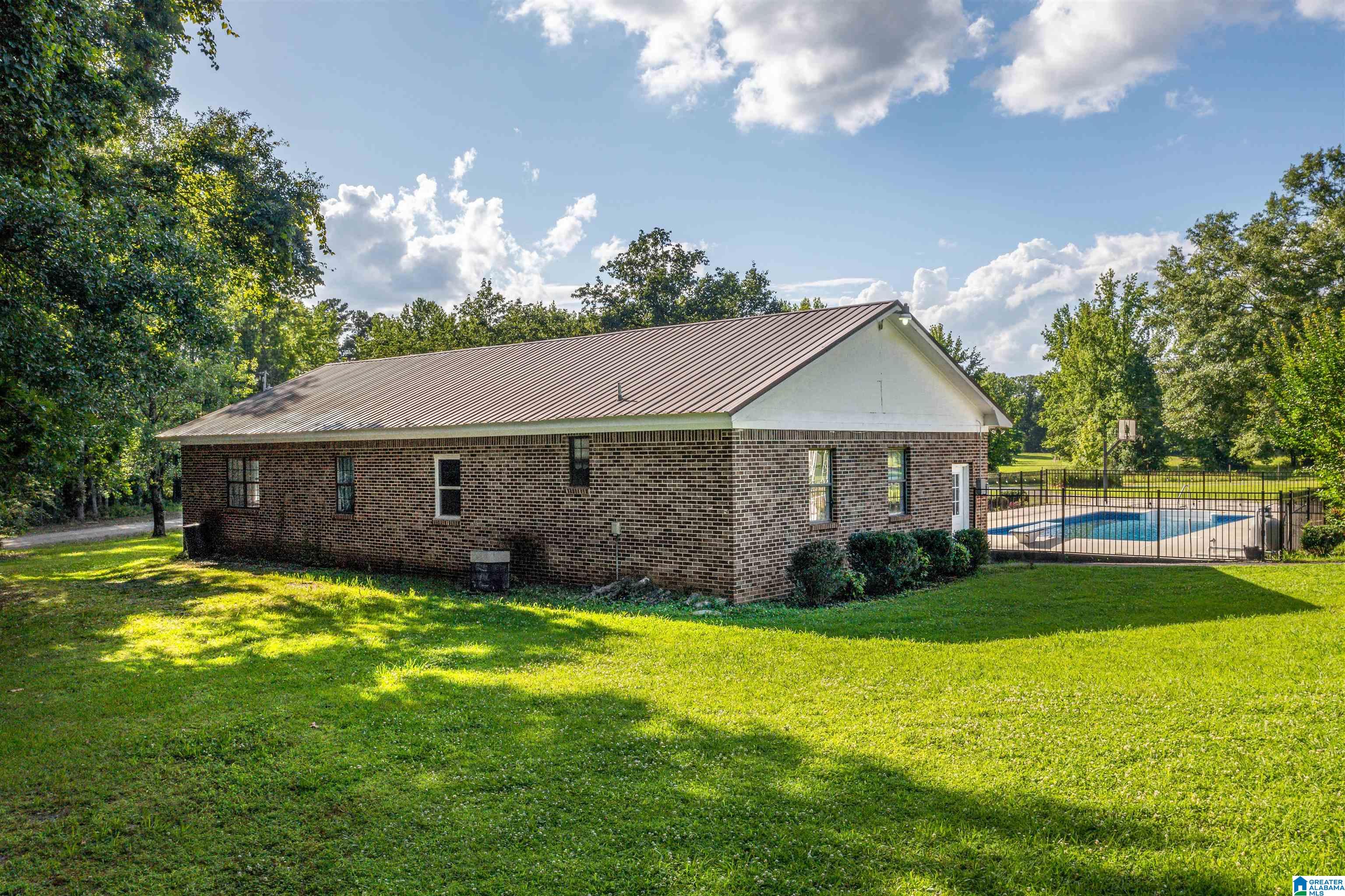 880 Rolling Hills Road Gadsden, AL 35901 - Photo 19 of 51