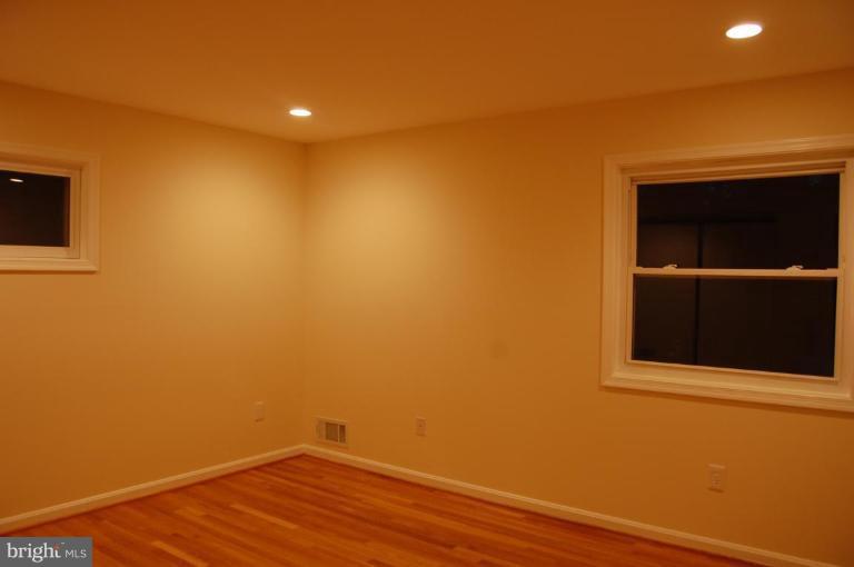 4211 Franconia Road Alexandria, VA 22310 - Photo 16 of 20 Master Bedroom