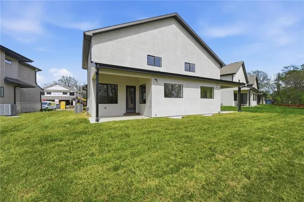 $375,000 | 219 Northwest Orchard Court, Lee's Summit, MO 64063