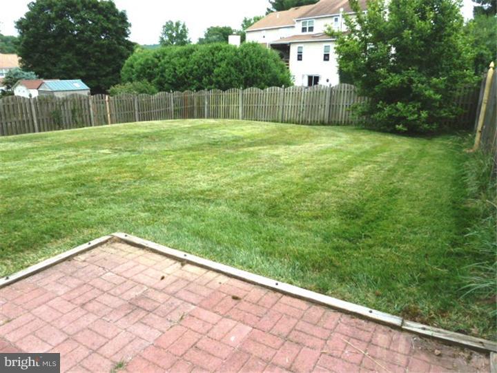 117 South Timber Road Southampton, PA 18966 - Photo 19 of 19 View in Back