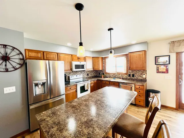 $280,000 | 28414 Clary Lane, Richland Center, WI 53581