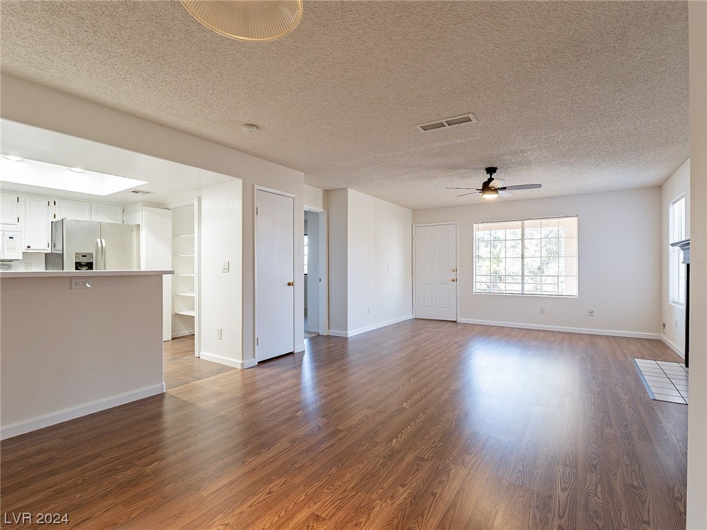 9070 Spring Mountain Road, Unit 213 Las Vegas, NV 89117 - Photo 16 of 34